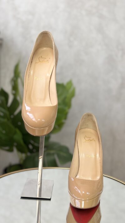 Escarpins Christian Louboutin T.38,5
