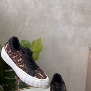 IMG_8071 Baskets Fendi T.42
