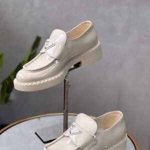 IMG_0585 Mocassins Prada T.38