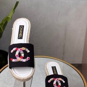 Sandales Chanel T.41