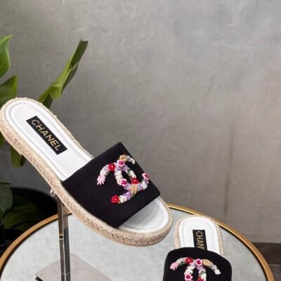 Sandales Chanel T.41