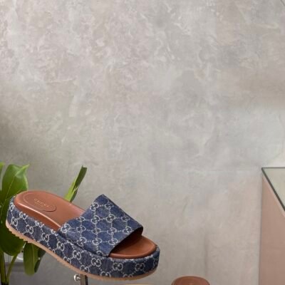 Sandales Gucci T.42