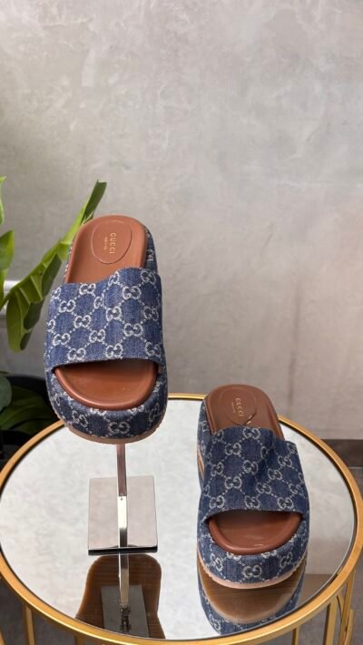 Sandales Gucci T.42