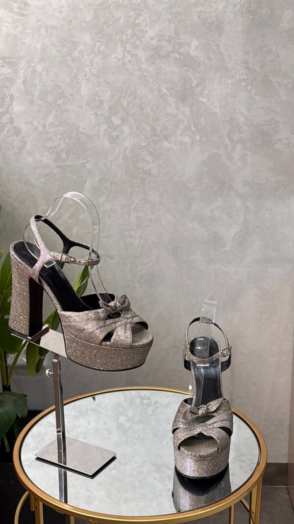 Sandales Saint Laurent T.40