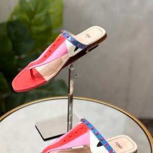 IMG_1033 Sandales Plates Fendi T.38