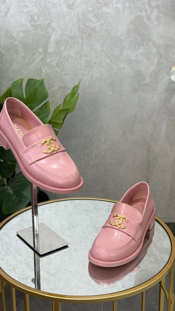 Mocassins Chanel T.37