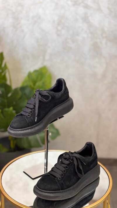 IMG_1651 Baskets Alexander McQueen T.39,5