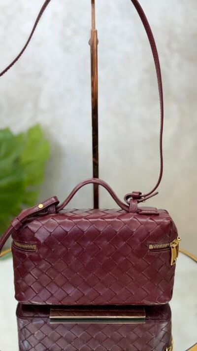 IMG_3924 Vanity Bottega Veneta