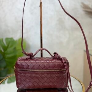 IMG_3925 Vanity Bottega Veneta