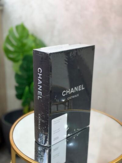 IMG_4512 Livre Chanel Catwalk